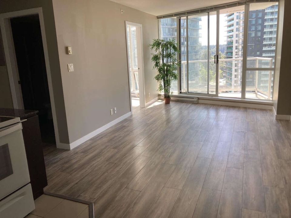 Photo 6 at 1207 - 13618 100 Avenue, Whalley, North Surrey