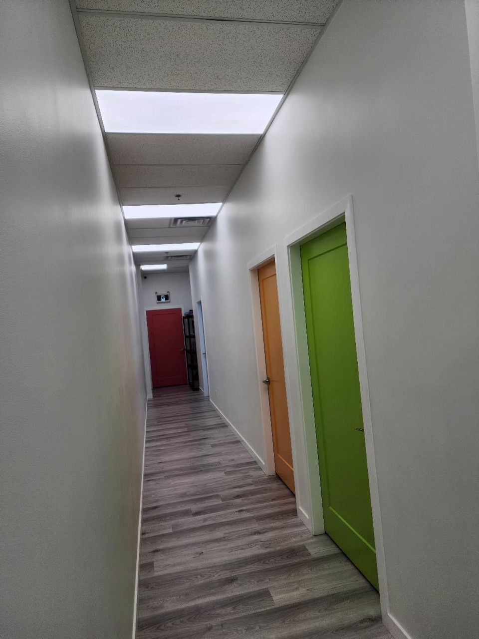 Photo 9 at 1125 - 4380 No. 3 Road, West Cambie, Richmond