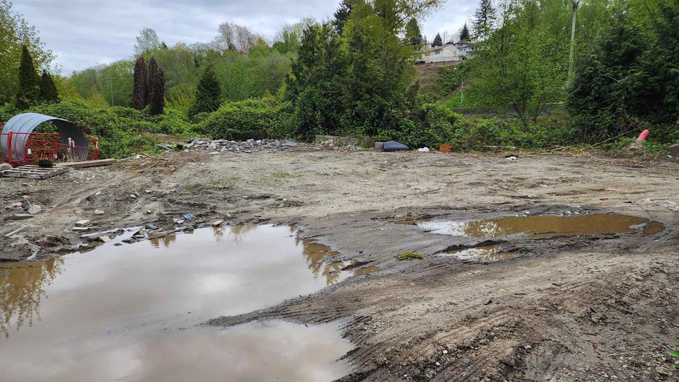 Photo 2 at 13858 117 Avenue, Bolivar Heights, North Surrey