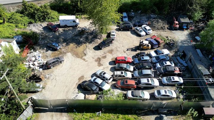 Photo 7 at 13858 117 Avenue, Bolivar Heights, North Surrey