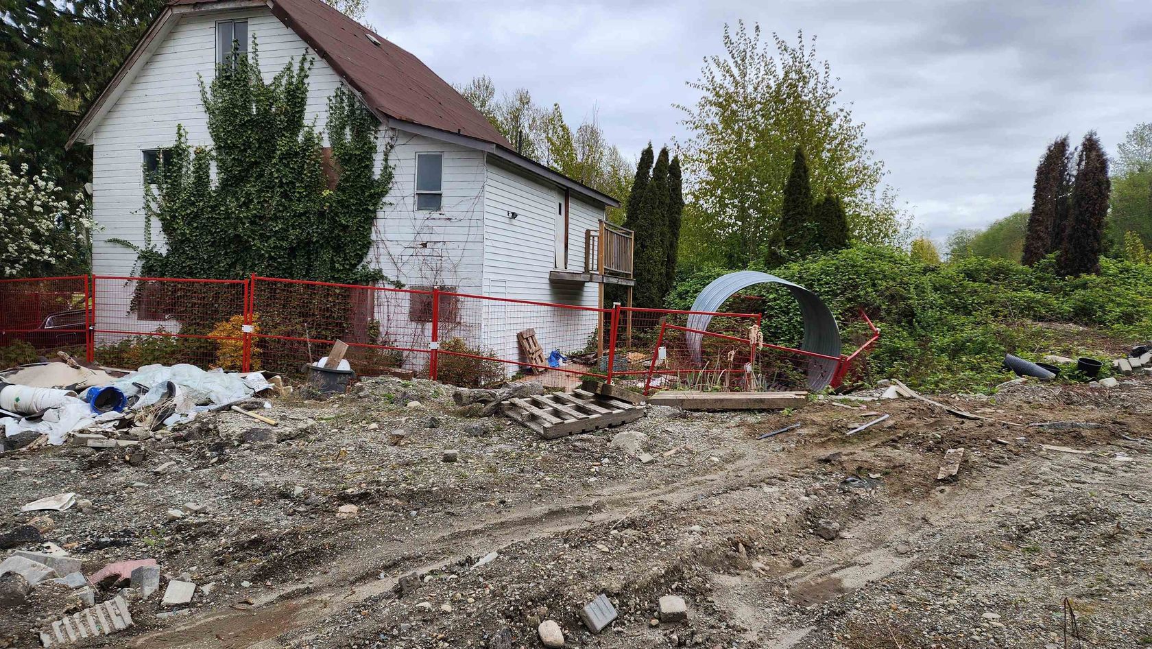 13858 117 Avenue, Bolivar Heights, North Surrey photo 0 13858 117 Avenue, Bolivar Heights, North Surrey photo 0