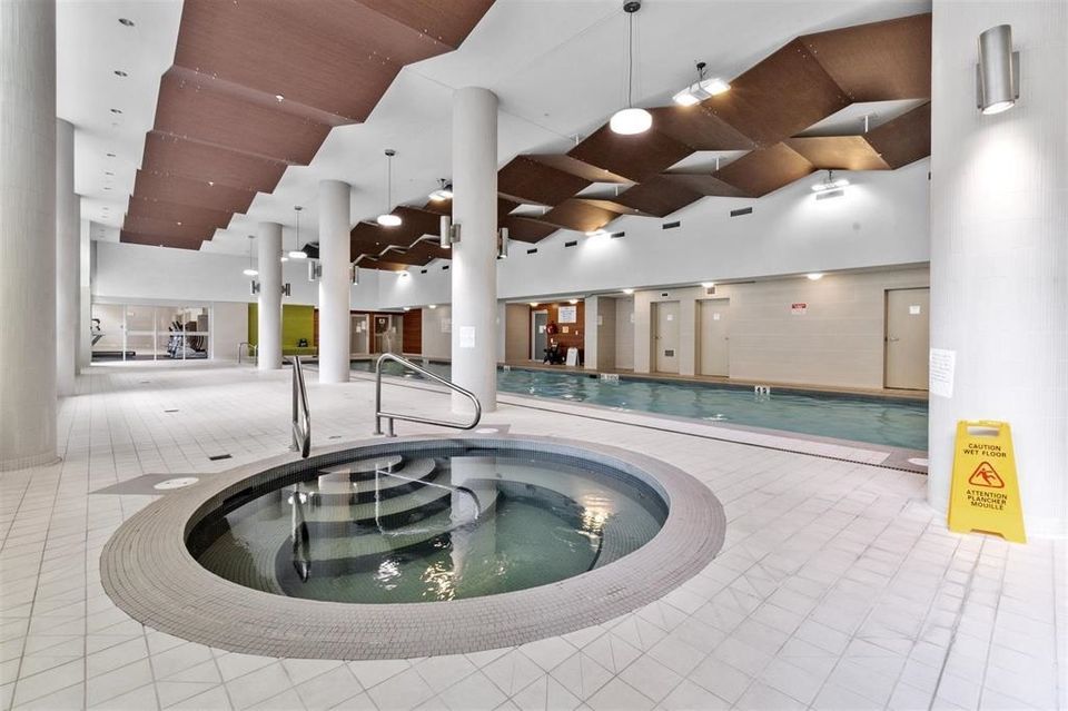 Photo 6 at 916 - 7988 Ackroyd Road, Brighouse, Richmond