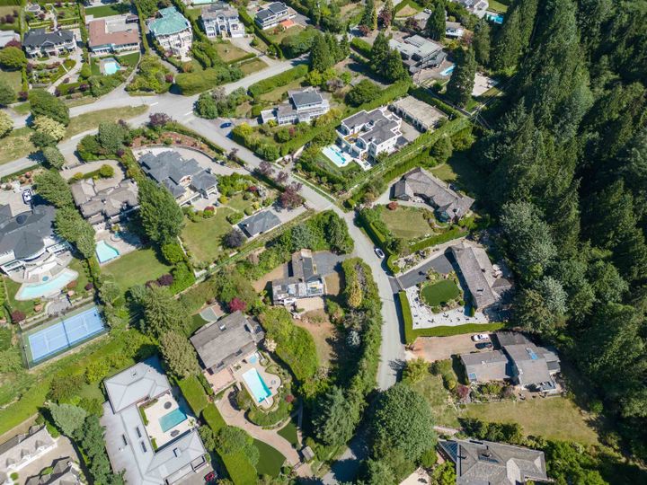 Photo 5 at 635 Glenmaroon Road, British Properties, West Vancouver Photo 5 at 635 Glenmaroon Road, British Properties, West Vancouver
