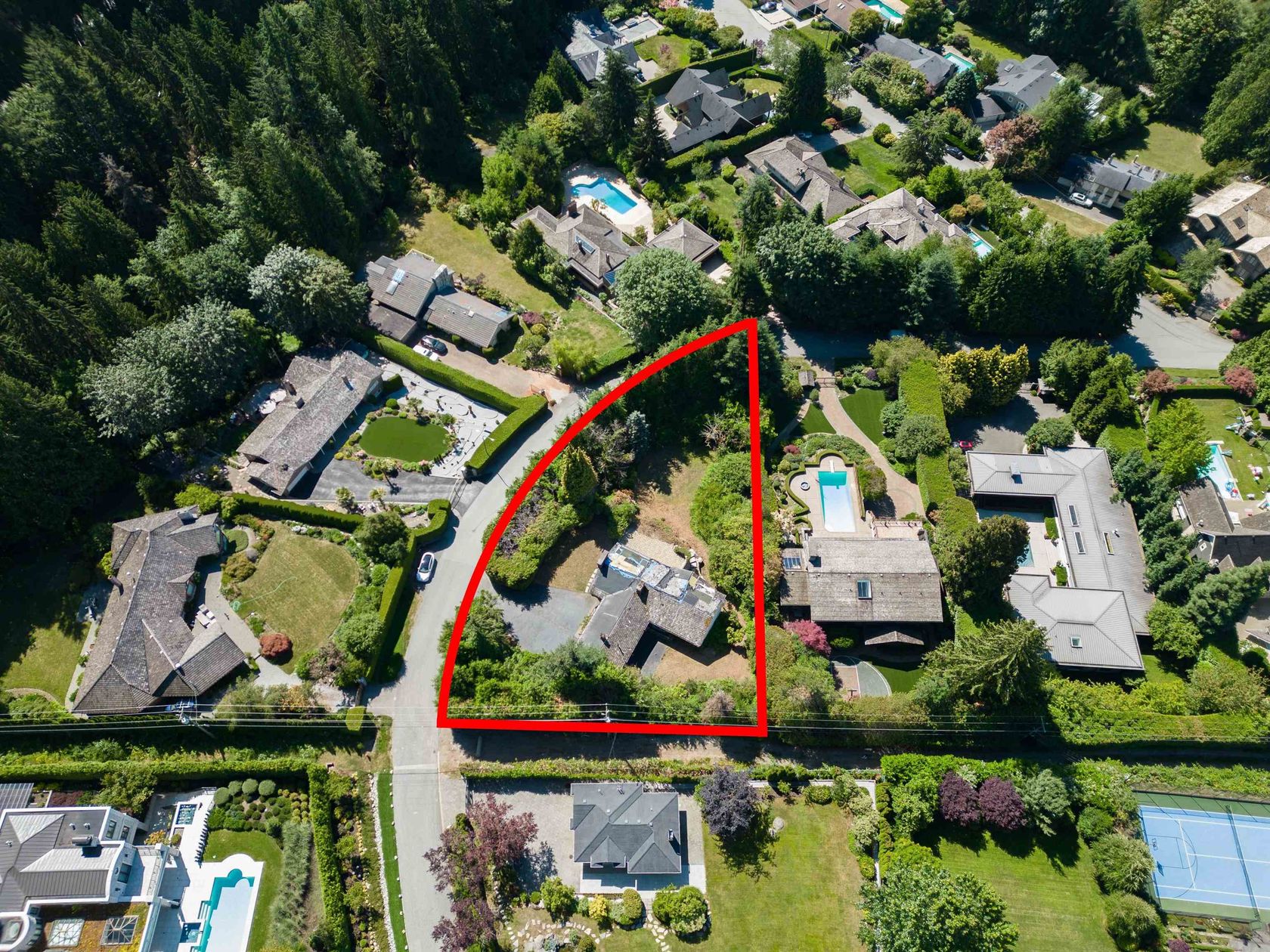 Photo 3 at 635 Glenmaroon Road, British Properties, West Vancouver