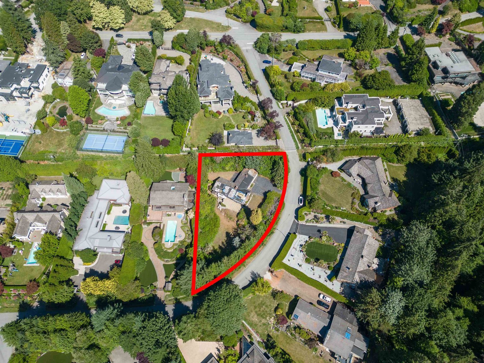 Photo 6 at 635 Glenmaroon Road, British Properties, West Vancouver