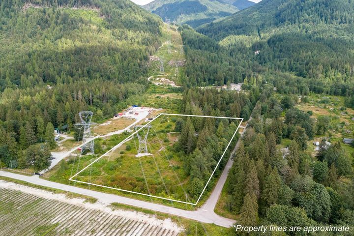 Photo 6 at 36111 Ridgeview Road, Dewdney Deroche, Mission Photo 6 at 36111 Ridgeview Road, Dewdney Deroche, Mission