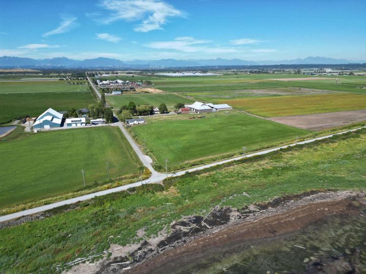 Photo 5 at 3636 88 Street, East Delta, Ladner