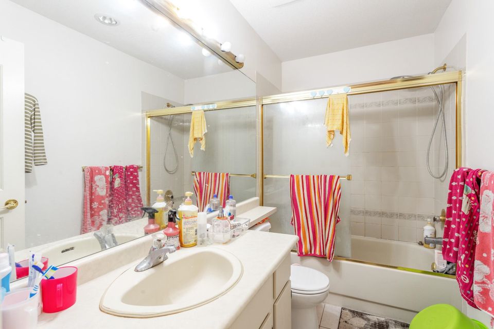 Photo 15 at 21 - 8591 Blundell Road, Garden City, Richmond