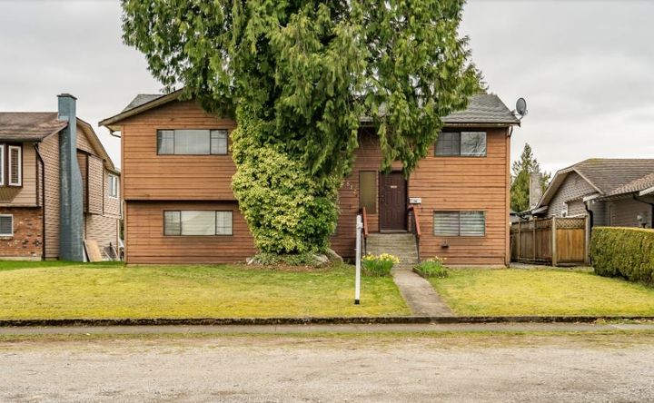 Photo 1 at 15512 100 Avenue, Guildford, North Surrey Photo 1 at 15512 100 Avenue, Guildford, North Surrey