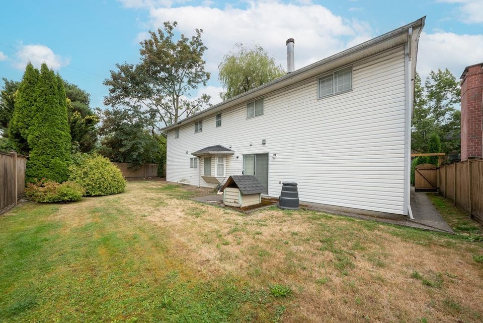 8020 General Currie Road1