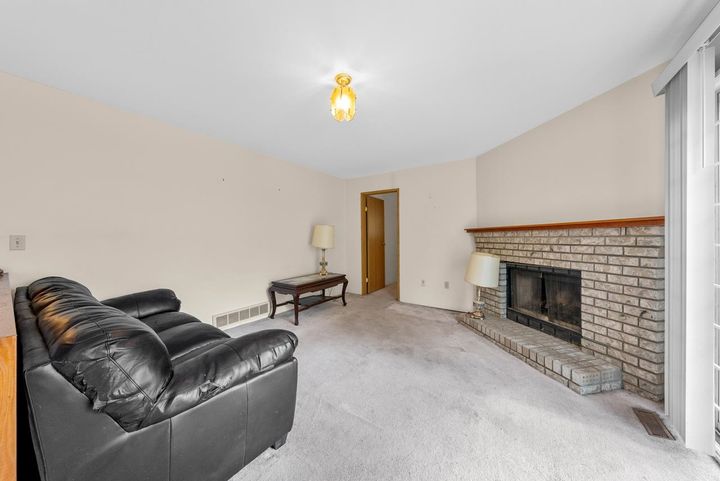 Photo 9 at 8020 General Currie Road, Brighouse South, Richmond