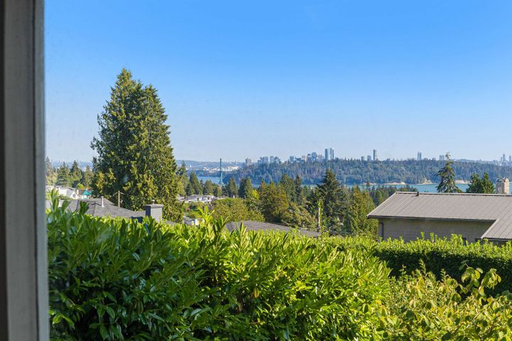 Photo 8 at 2234 Ottawa Avenue, Dundarave, West Vancouver Photo 8 at 2234 Ottawa Avenue, Dundarave, West Vancouver