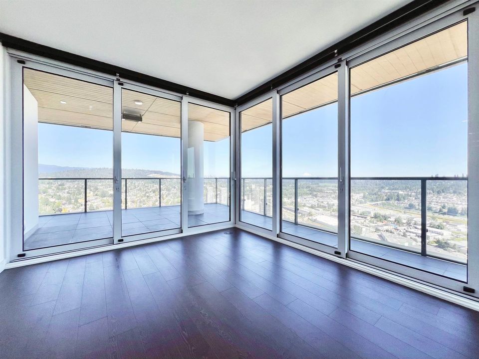 Photo 7 of 3707 - 4890 Lougheed Highway, Brentwood Park, Burnaby North Photo 7 of 3707 - 4890 Lougheed Highway, Brentwood Park, Burnaby North