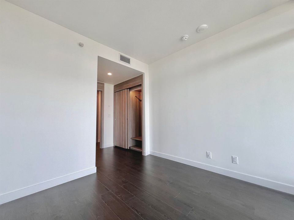 Photo 14 of 3707 - 4890 Lougheed Highway, Brentwood Park, Burnaby North