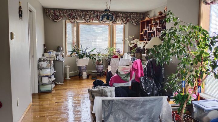 Photo 6 at 12978 96a Avenue, Cedar Hills, North Surrey