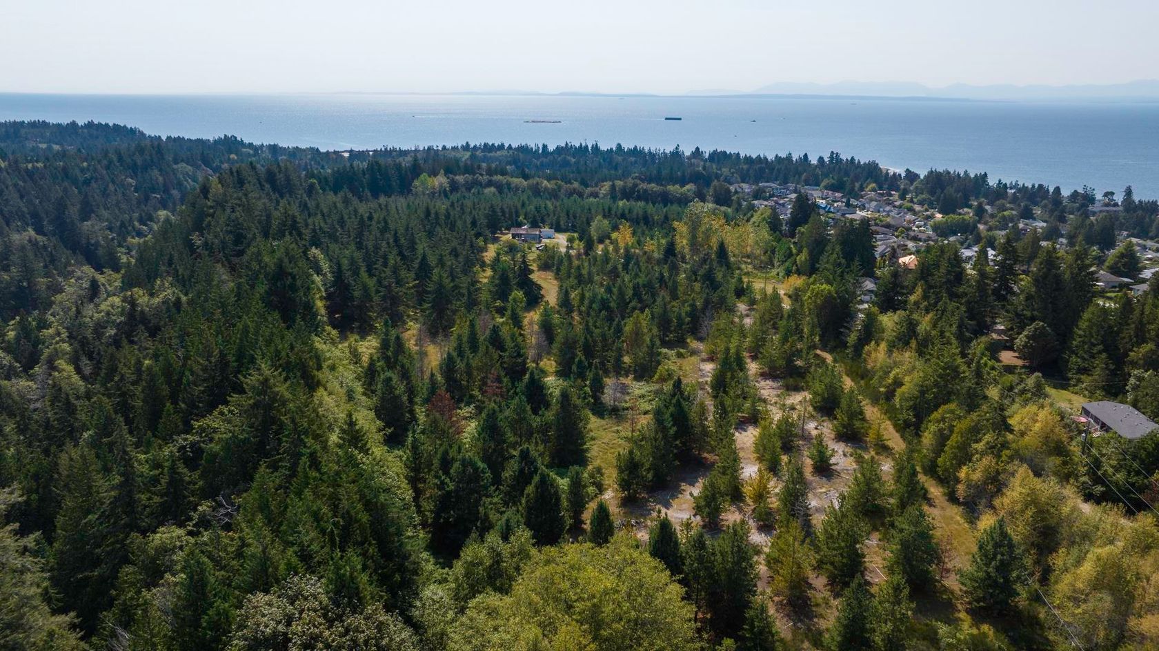 Photo 5 at 4860 Skylark Road, Sechelt District, Sunshine Coast Photo 5 at 4860 Skylark Road, Sechelt District, Sunshine Coast