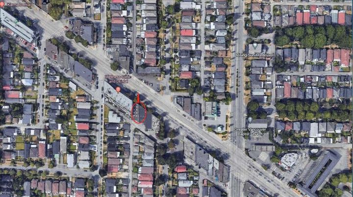 Photo 3 at 1872 Kingsway, Victoria VE, Vancouver East