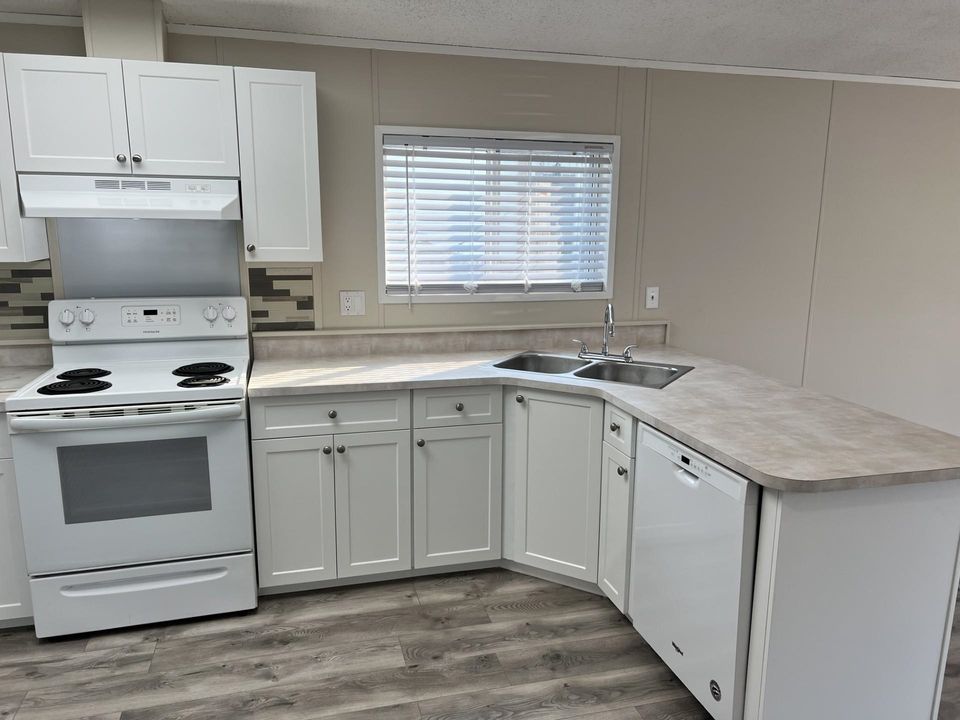 Photo 11 at 94 - 3300 Horn Street, Abbotsford West, Abbotsford