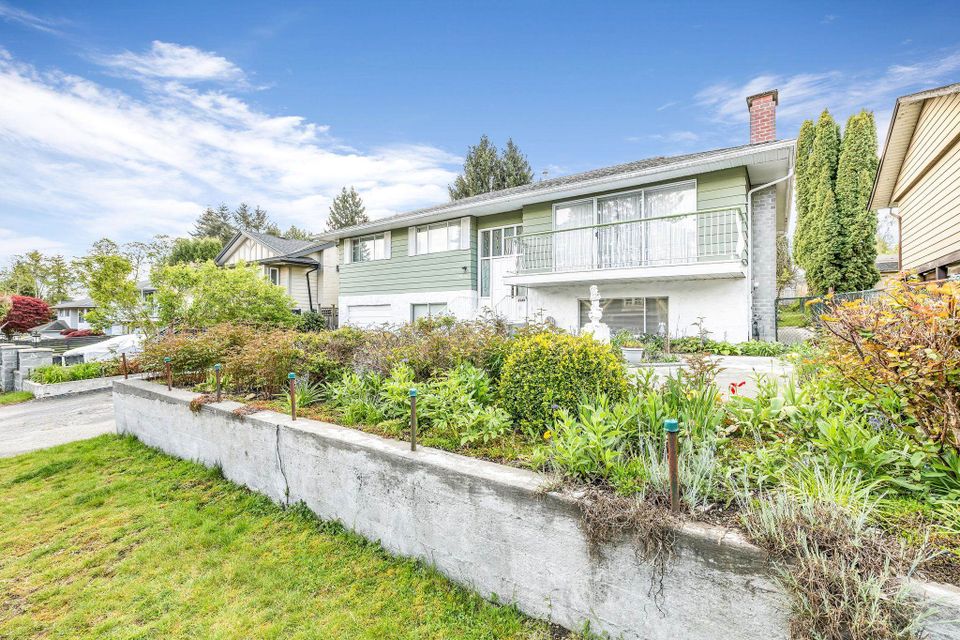 Photo 10 at 13886 78 Avenue, East Newton, Surrey