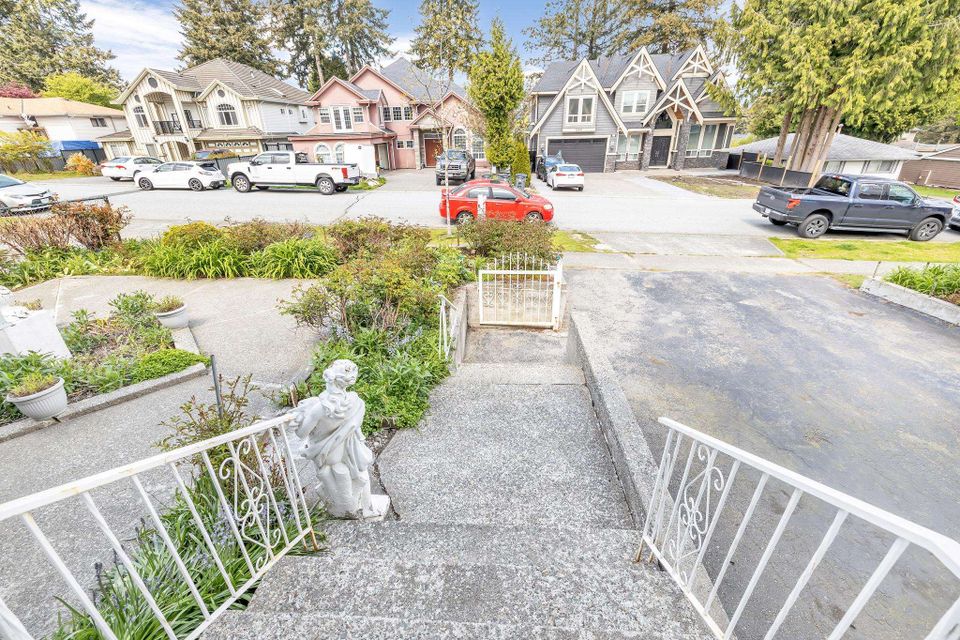 Photo 14 at 13886 78 Avenue, East Newton, Surrey