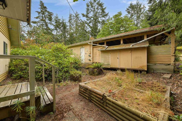 Photo 2 at 223 Mariners Way, Mayne Island, Islands-Van. & Gulf