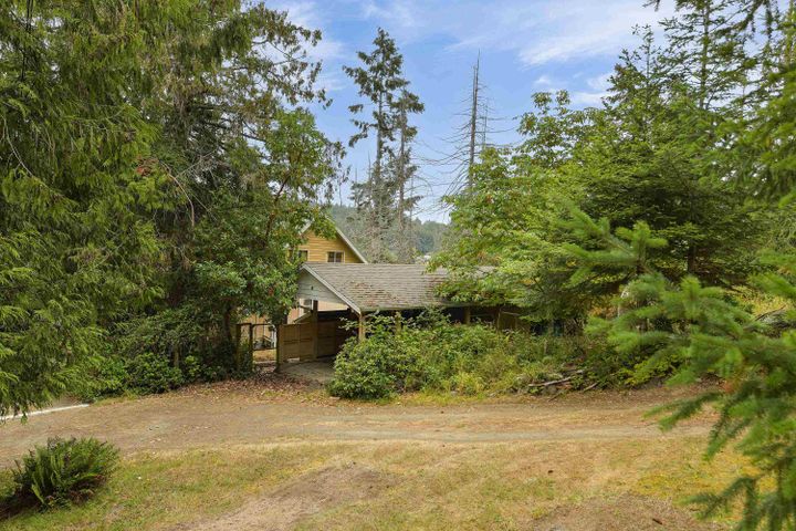 Photo 3 at 223 Mariners Way, Mayne Island, Islands-Van. & Gulf
