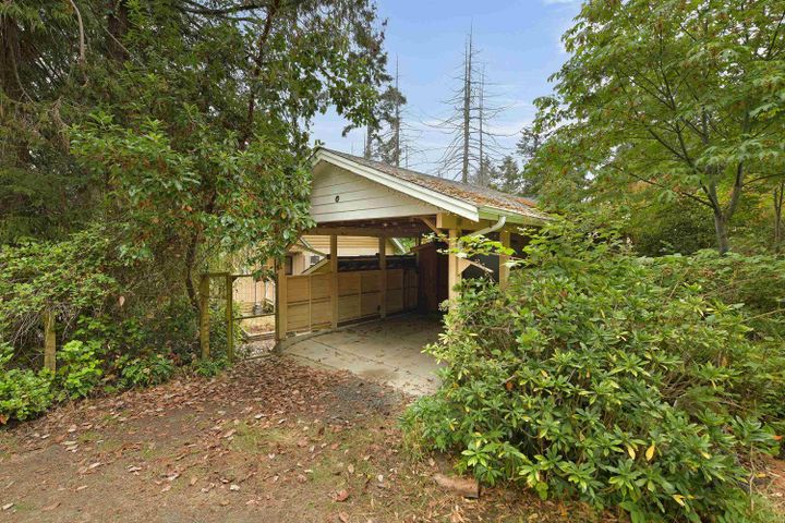 Photo 5 at 223 Mariners Way, Mayne Island, Islands-Van. & Gulf