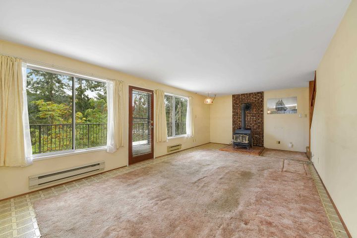 Photo 11 at 223 Mariners Way, Mayne Island, Islands-Van. & Gulf