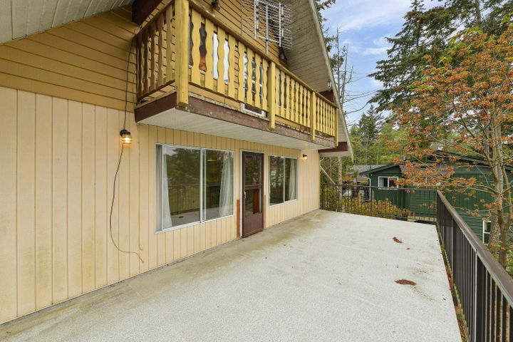 Photo 17 at 223 Mariners Way, Mayne Island, Islands-Van. & Gulf Photo 17 at 223 Mariners Way, Mayne Island, Islands-Van. & Gulf