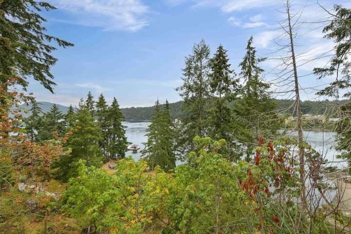 Photo 30 at 223 Mariners Way, Mayne Island, Islands-Van. & Gulf Photo 30 at 223 Mariners Way, Mayne Island, Islands-Van. & Gulf