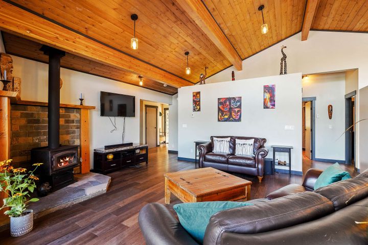 Photo 8 at 659 Wilks Road, Mayne Island, Islands-Van. & Gulf
