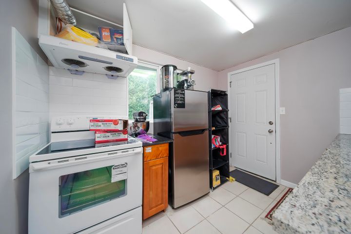 Photo 15 at 11751 Trumpeter Drive, Westwind, Richmond