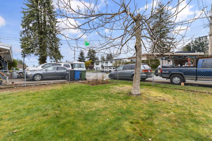 Photo 36 at 2449 Adelaide Street, Abbotsford West, Abbotsford