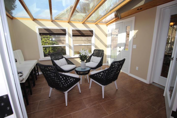 Photo 15 at 14897 22 Avenue, Sunnyside Park Surrey, South Surrey White Rock