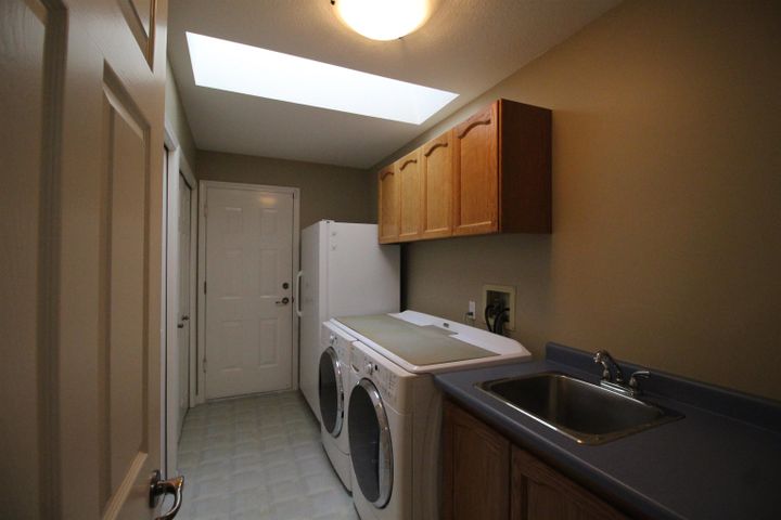 Photo 29 at 14897 22 Avenue, Sunnyside Park Surrey, South Surrey White Rock