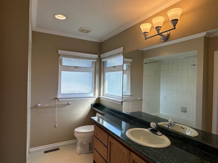 Photo 33 at 14897 22 Avenue, Sunnyside Park Surrey, South Surrey White Rock