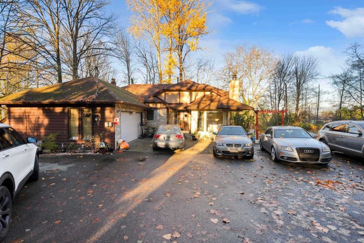 Photo 3 at 13851 115 Avenue, Bolivar Heights, North Surrey