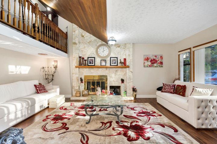Photo 4 at 13851 115 Avenue, Bolivar Heights, North Surrey