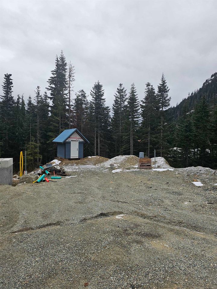 Photo 5 at 20908 Snowflake Place, Hemlock, Mission Photo 5 at 20908 Snowflake Place, Hemlock, Mission