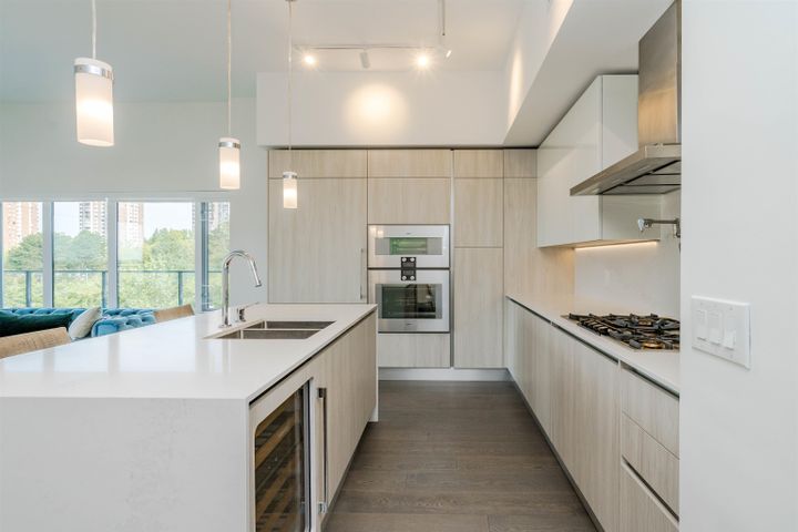 Photo 4 at 602 - 477 W 59th Avenue, South Cambie, Vancouver West