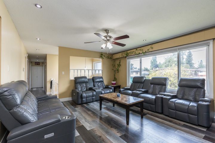 Photo 12 at 32698 Pandora Avenue, Abbotsford West, Abbotsford Photo 12 at 32698 Pandora Avenue, Abbotsford West, Abbotsford