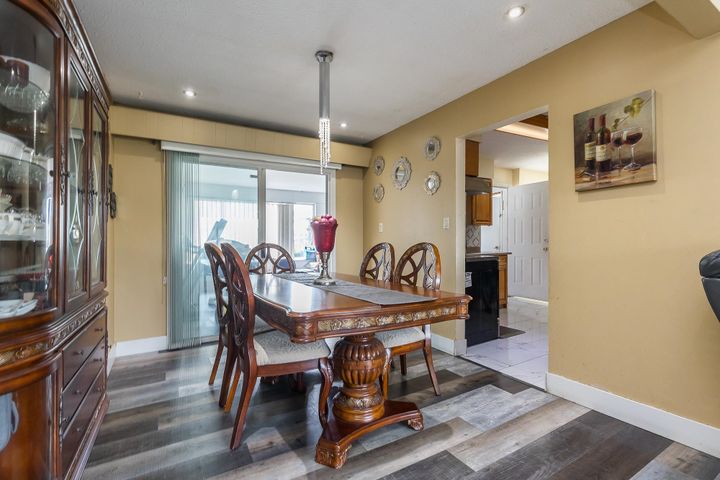 Photo 13 at 32698 Pandora Avenue, Abbotsford West, Abbotsford Photo 13 at 32698 Pandora Avenue, Abbotsford West, Abbotsford