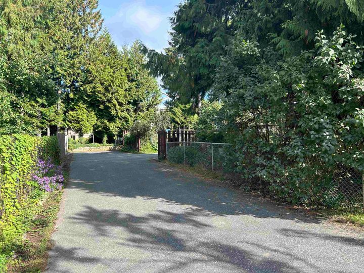 Photo 8 at 10287 144a Street, Guildford, North Surrey Photo 8 at 10287 144a Street, Guildford, North Surrey