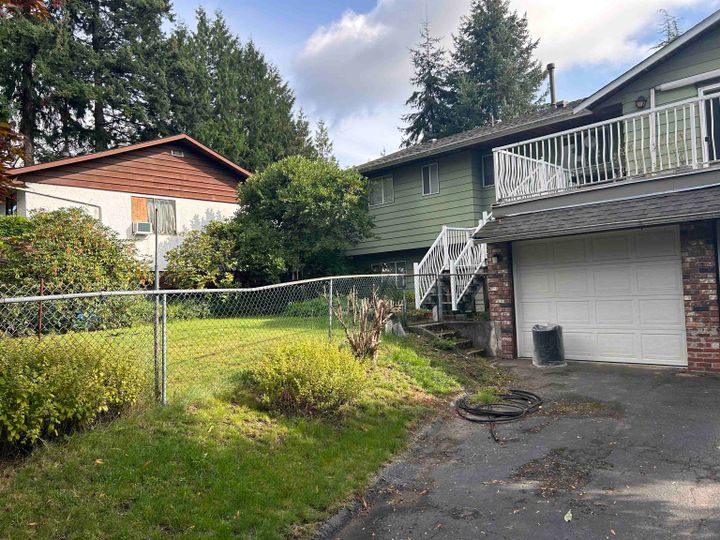Photo 13 at 10287 144a Street, Guildford, North Surrey Photo 13 at 10287 144a Street, Guildford, North Surrey