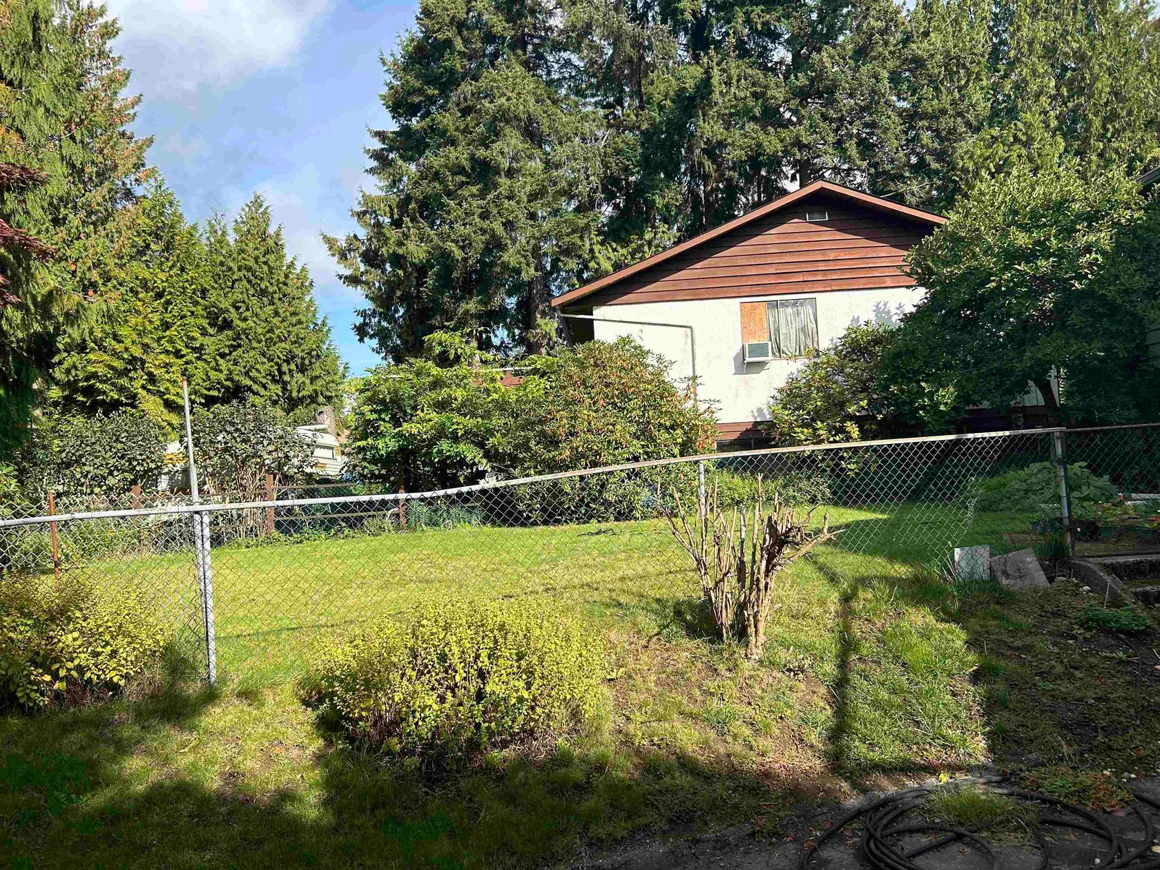 Photo 7 at 10287 144a Street, Guildford, North Surrey Photo 7 at 10287 144a Street, Guildford, North Surrey