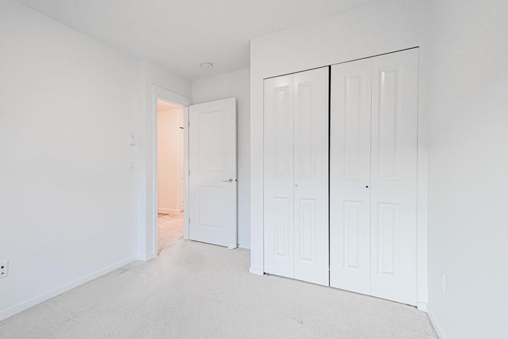 Photo 27 at 28 - 16357 15 Avenue, King George Corridor, South Surrey White Rock