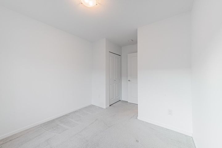 Photo 29 at 28 - 16357 15 Avenue, King George Corridor, South Surrey White Rock