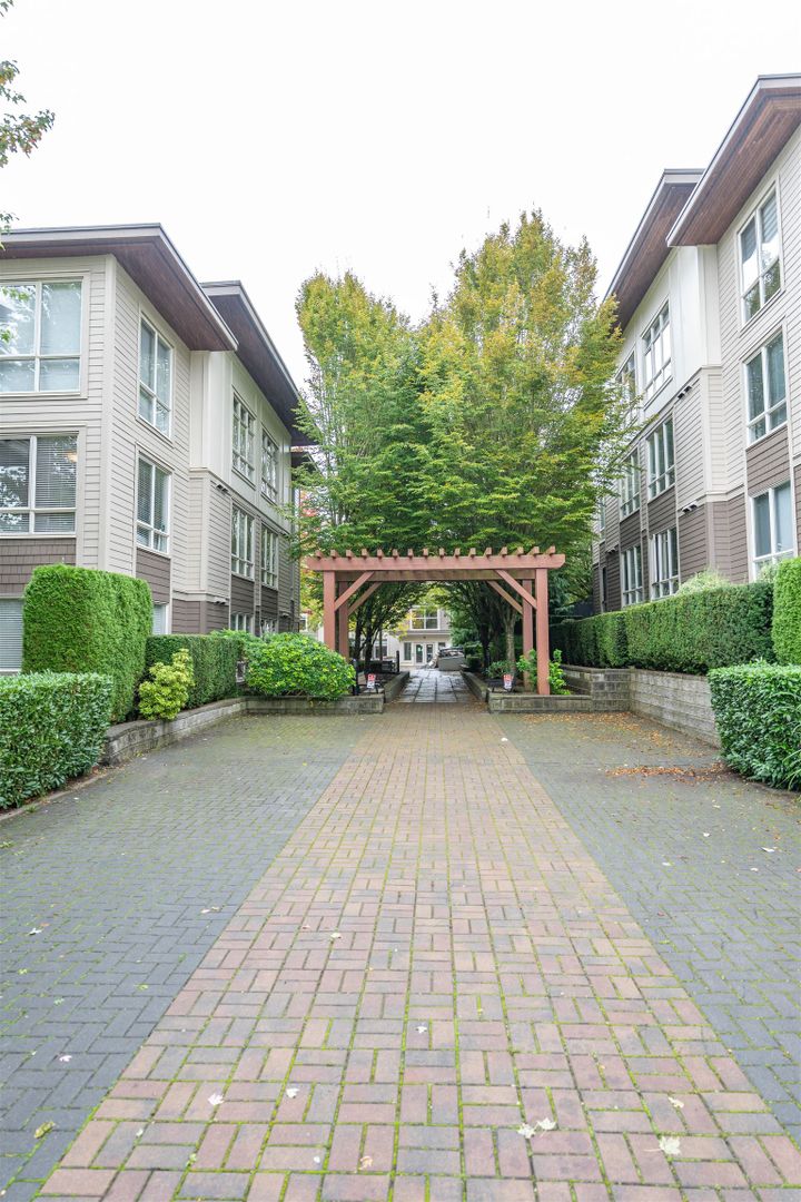 Photo 30 at 416 - 15988 26 Avenue, Grandview Surrey, South Surrey White Rock