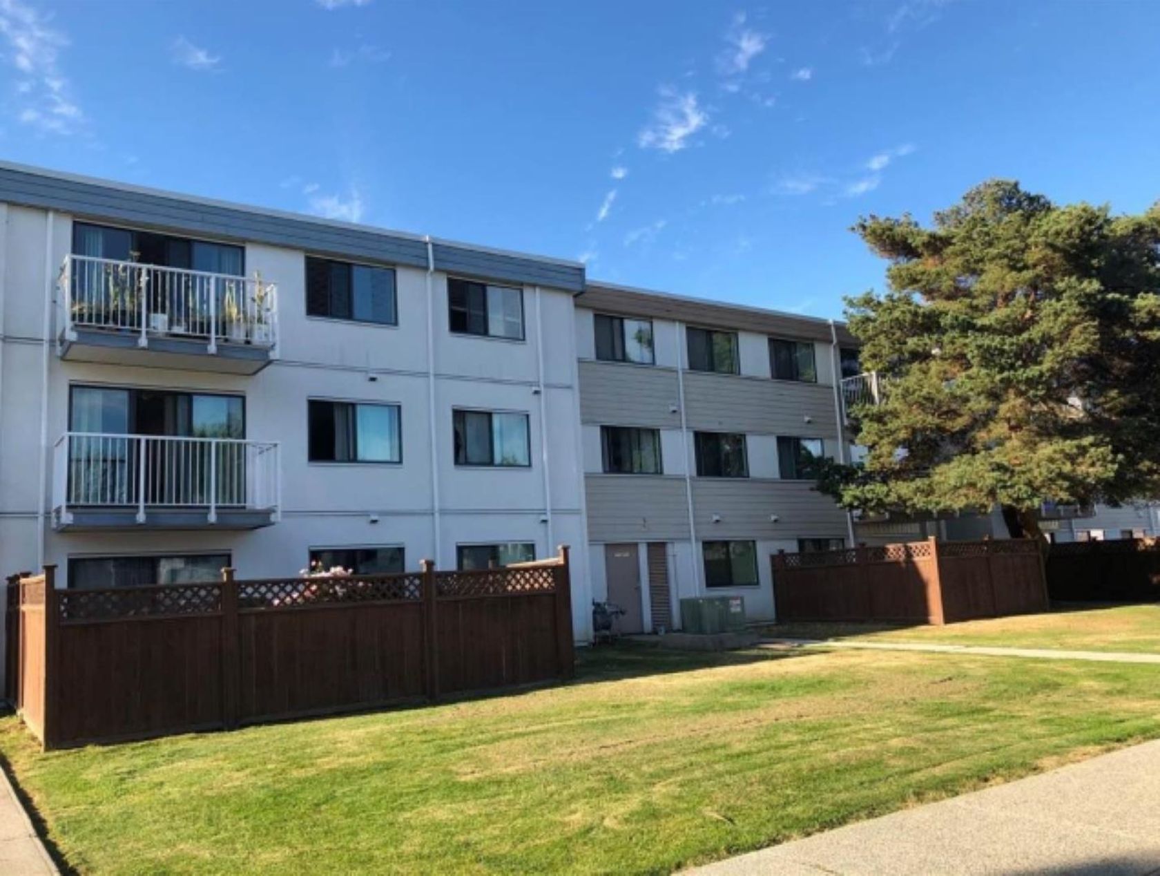 204 - 7260 Lindsay Road, Granville, Richmond  by Adil Dinani Real Estate Advisor 204 - 7260 Lindsay Road, Granville, Richmond