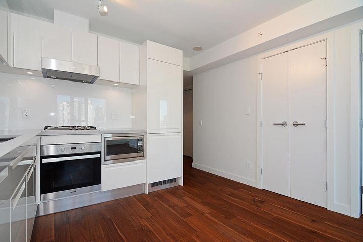 Photo 3 at 1203 - 188 Keefer Street, Downtown VE, Vancouver East